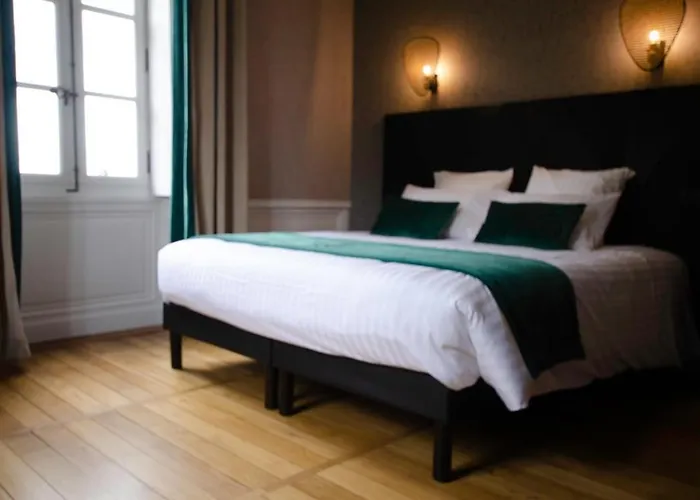 Le Chateau De Bed & Breakfast Crespy-le-Neuf